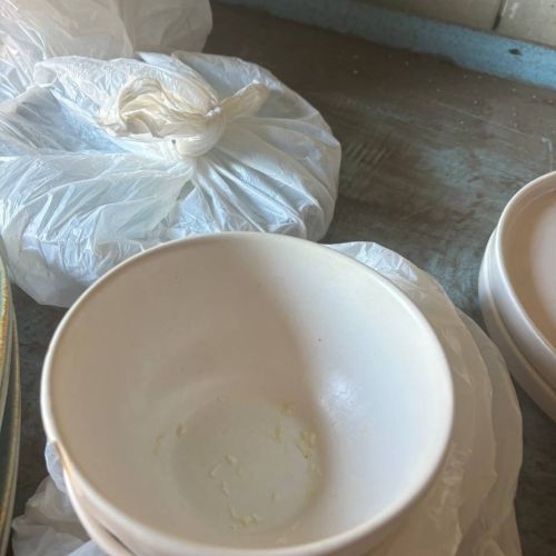 Посуда и часы согласно перечню