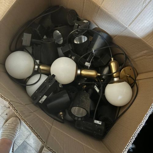 Светильники согласно перечню