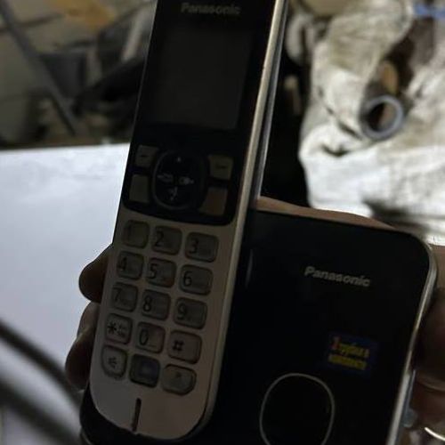 Телефонный аппарат Panasonic стандарта DECT KS-TG6812RU