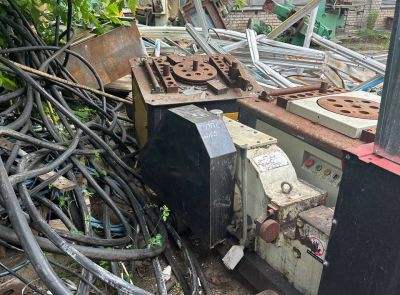 Движимое имущество (12 позиций)