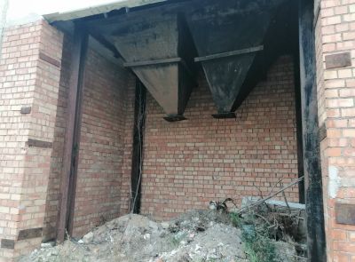 Незавершенный строительством цех стеклотары