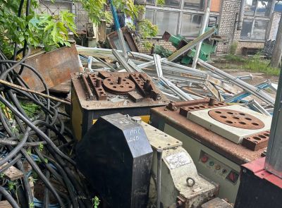 Движимое имущество (12 позиций)