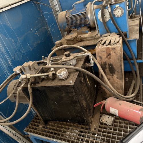 Процессор для распиливания и расколки бревен КС АЗ 80 Е со складным подъемником ЭМ1511