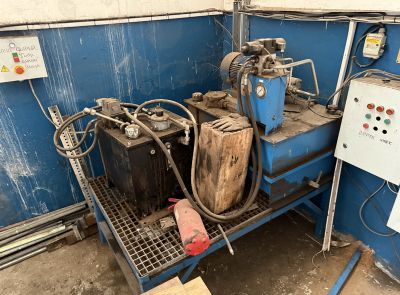 Процессор для распиливания и расколки бревен КС АЗ 80 Е со складным подъемником ЭМ1511